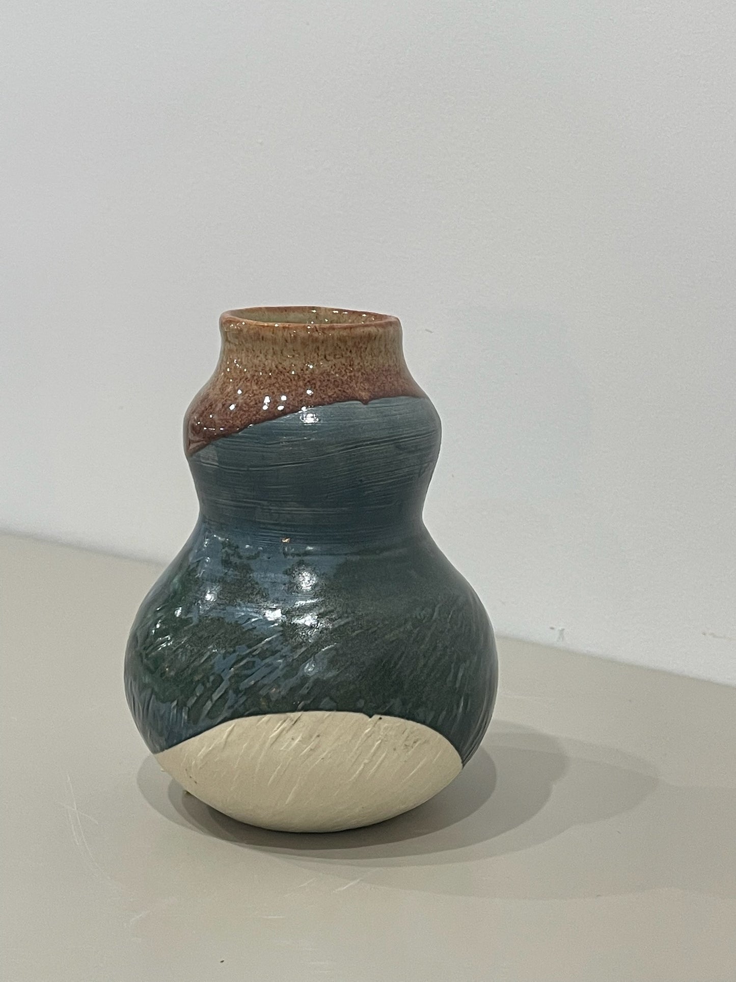 Marissa / dark green vase