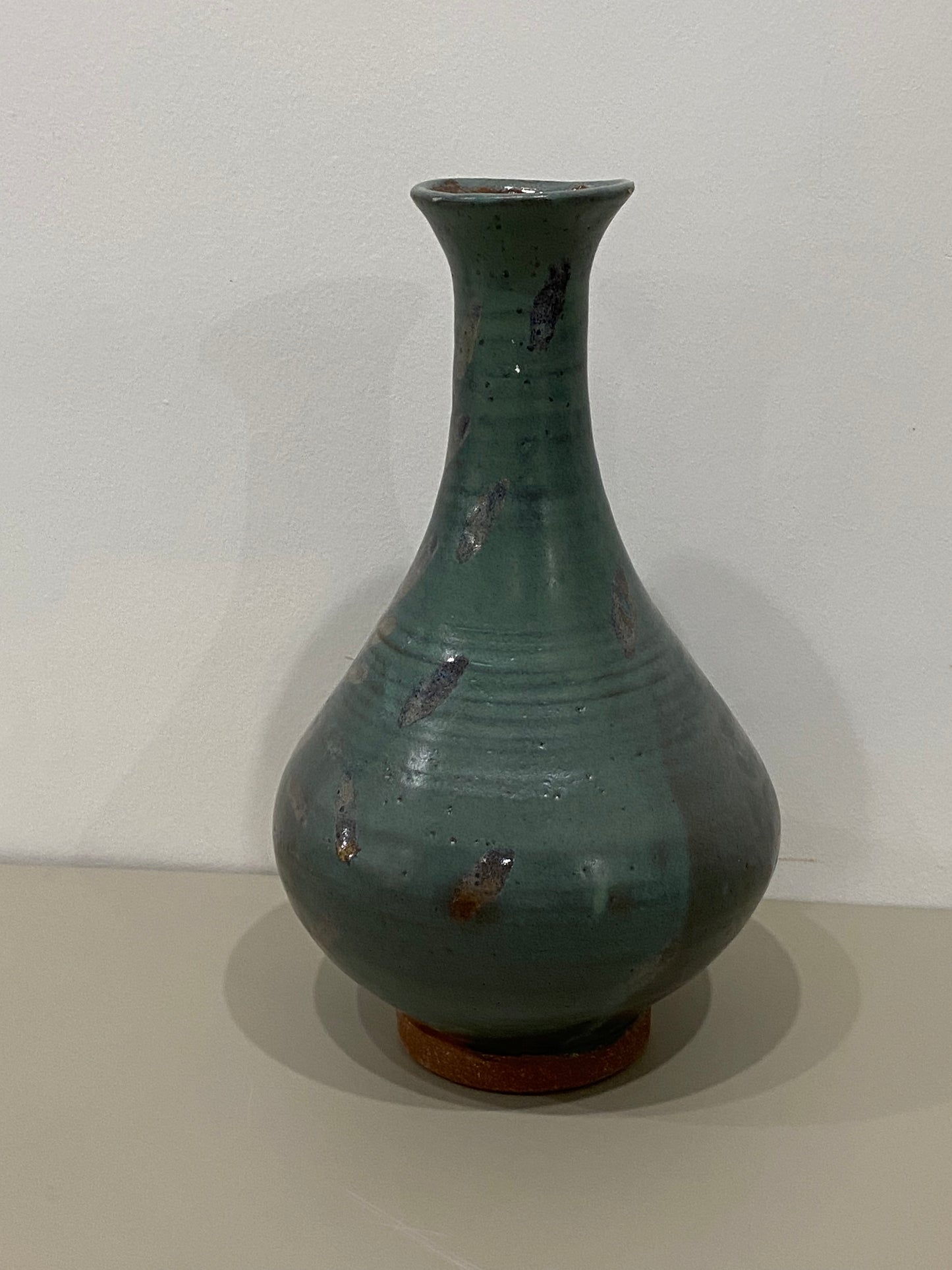 Marissa / Dark green vase with long narrow neck