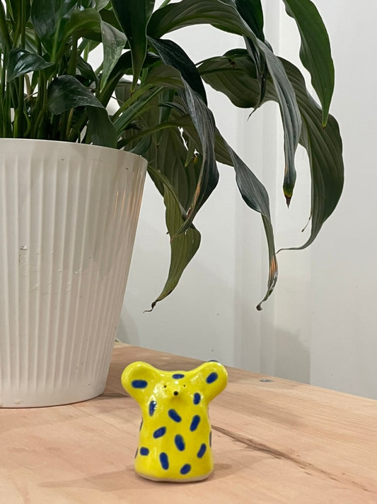 Katie / Yellow with blue stripe bears