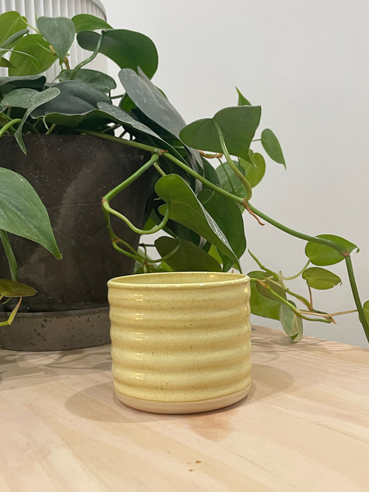 Kathleen / Yellow bubble mug