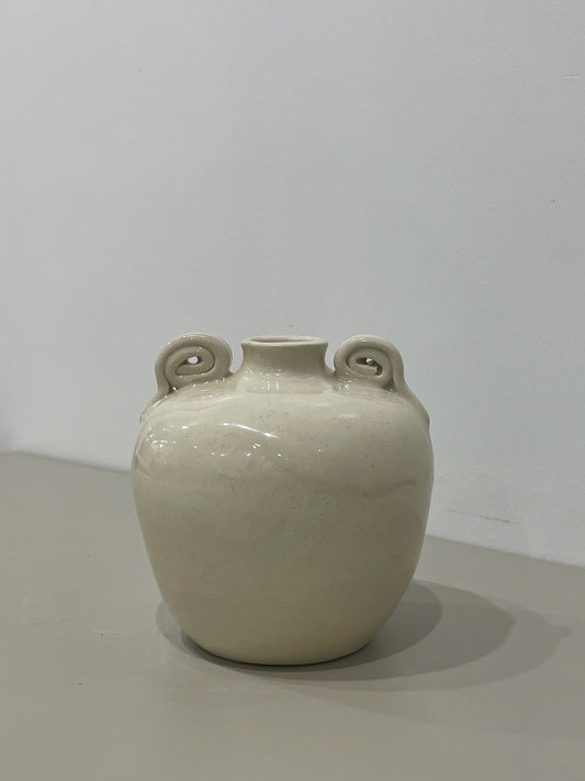 Katie / Cream vase with coiled decorative handles
