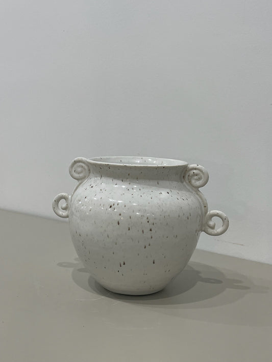 Katie / Speckled vase with decorative swirly handles