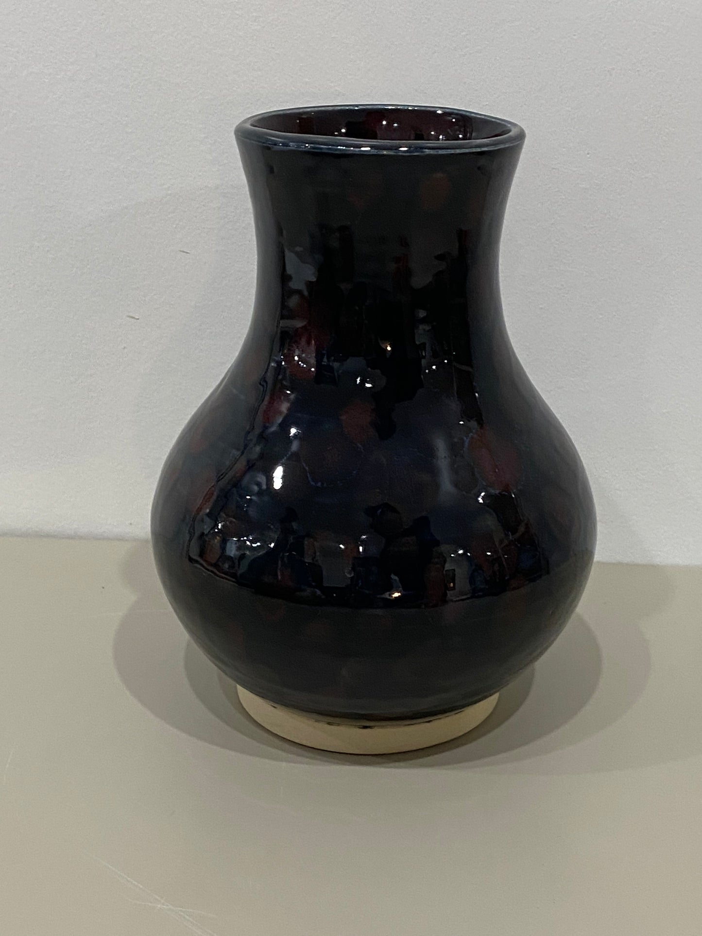 Marissa / Medium size dark blue and purple vase with round belly
