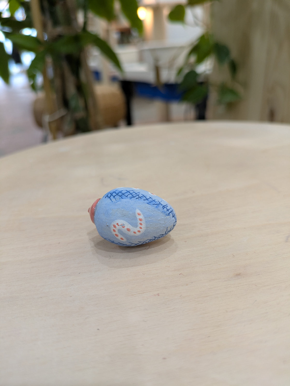 Emiko / decorative acorn