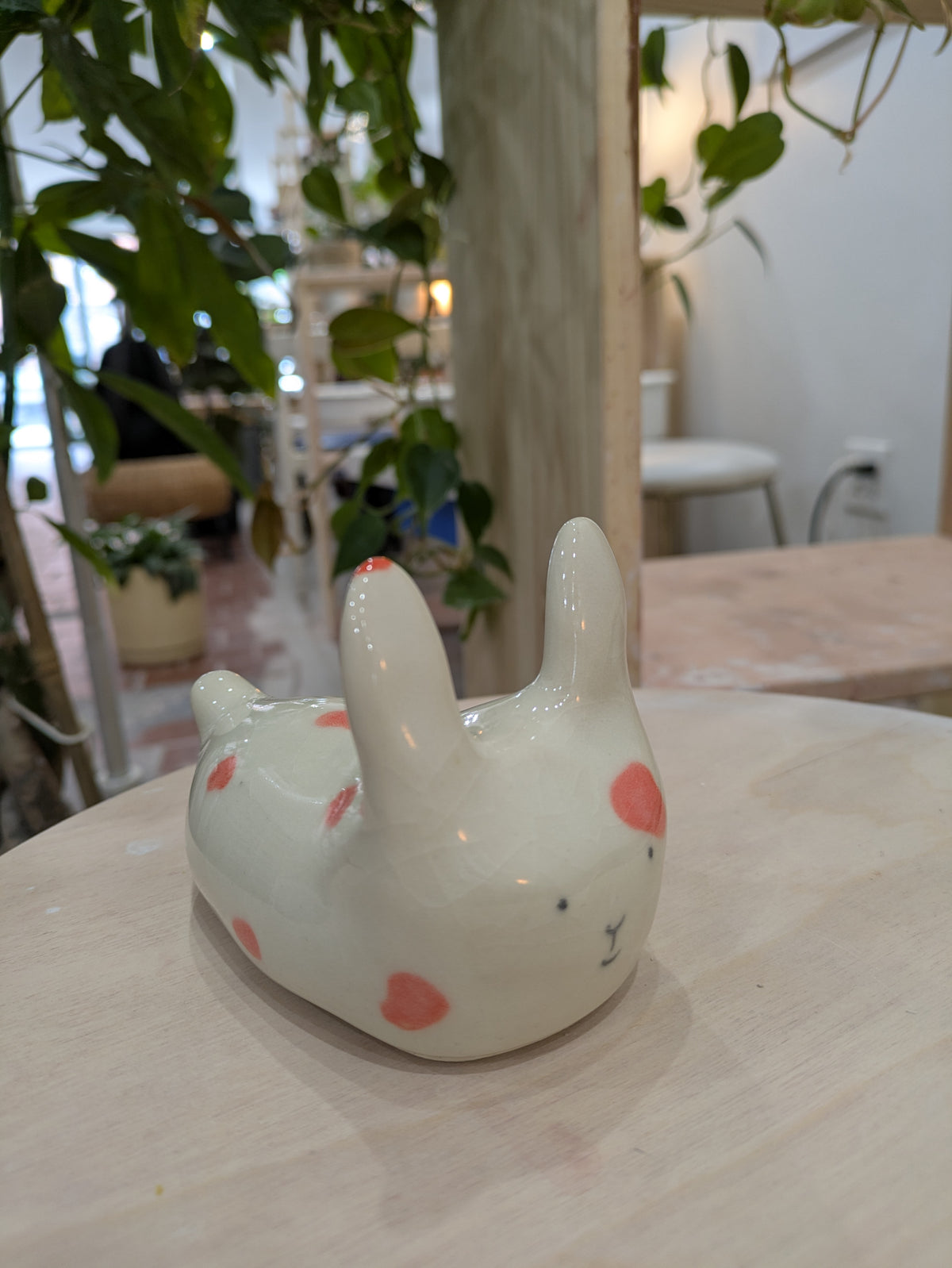 Emiko / pink dots bunny