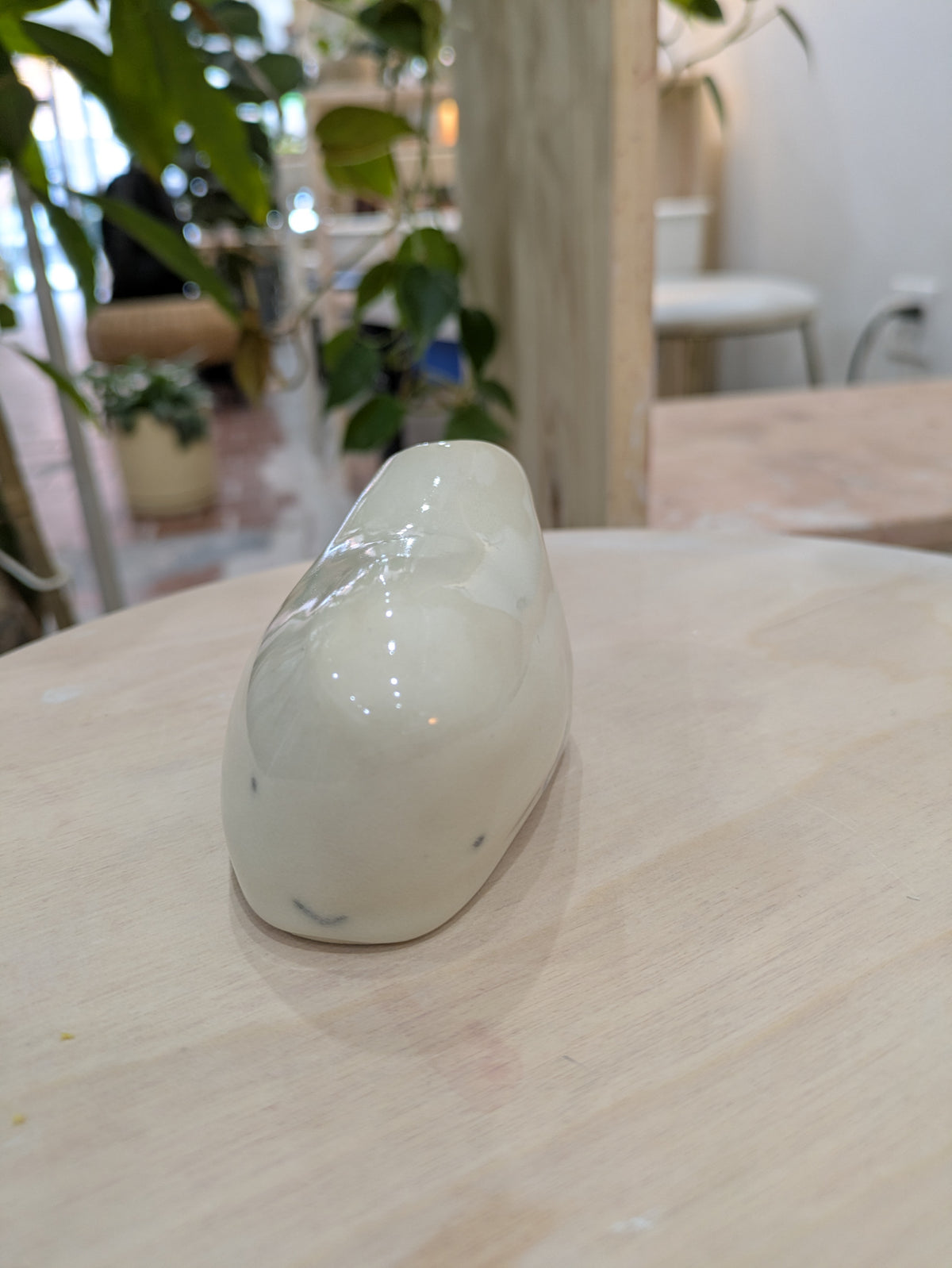 Emiko / whale vase